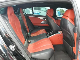 2020 BMW 8 Series M850i z VIN WBAGV8C06LBP48901, wystawiony jako Copart lot #57595725 z przebiegiem 88 332 mil mil oraz Tytuł czysty. Historia ofert i sprzedaży dostępna na DreamBid. Obrazek 10.