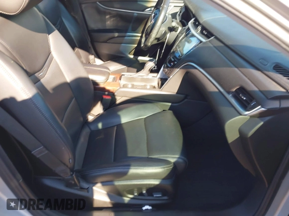 2013 Cadillac XTS with VIN 2G61N5S33D9203389, listed as a IAAI auction lot 41282913 with 72,293 mi miles. Bid and sale history available at carsss.com. Image 5.