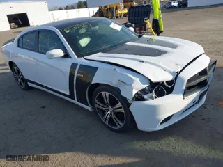 2014 Dodge Charger SXT with VIN 2C3CDXHG6EH359856, listed as a IAAI auction lot 41631987 with 144,355 mi miles. Bid and sale history available at carsss.com. Image 1.