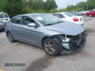 2017 Hyundai Elantra SE z VIN 5NPD84LF6HH009978, wystawiony jako IAAI lot #40228250 z przebiegiem 105 854 mil mil oraz . Historia ofert i sprzedaży dostępna na DreamBid. Obrazek 1.
