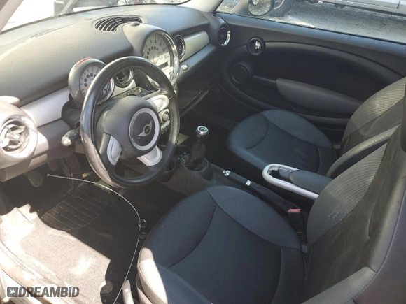 2007 MINI Cooper Hardtop with VIN WMWMF33507TU60113, listed as a Copart auction lot 53754505 with 153,806 mi miles and Clean Title. Bid and sale history available at carsss.com. Image 8.