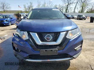 2017 Nissan Rogue SV with VIN 5N1AT2MT0HC897323, listed as a Copart auction lot 52097075 with 90,264 mi miles and Salvage Title. Bid and sale history available at carsss.com. Image 5.
