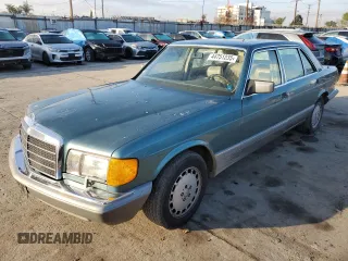 1986 Mercedes-Benz 420 Series 420SEL with VIN WDBCA35D8GA266392, listed as a Copart auction lot 44751235 with 121,351 mi miles and Clean Title. Bid and sale history available at carsss.com. Image 1.