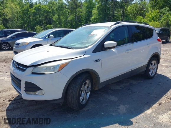 2015 Ford Escape SE with VIN 1FMCU0GX6FUC82629, listed as a IAAI auction lot 42039705 with 157,061 mi miles. Bid and sale history available at carsss.com. Image 2.