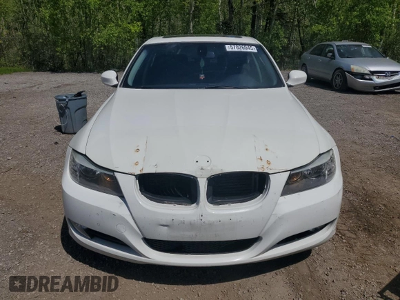 2011 BMW 3 Series 328i xDrive z VIN WBAPK7G51BNN85449, wystawiony jako Copart lot #57026045 z przebiegiem 171 907 mil mil oraz Szkoda całkowita • Salvage title. Historia ofert i sprzedaży dostępna na DreamBid. Obrazek 5.