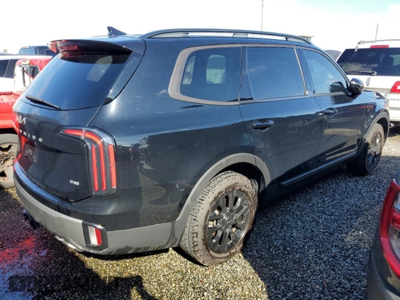 2023 Kia Telluride SX X-Line with VIN 5XYP5DGC7PG387559, listed as a Copart auction lot 73749914 with 15,971 mi miles and Non repairable. Bid and sale history available at DreamBid. Image 3.