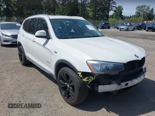 2016 BMW X3 xDrive28i z VIN 5UXWX9C50G0D77361, wystawiony jako IAAI lot #42155796 z przebiegiem 66 031 mil mil oraz . Historia ofert i sprzedaży dostępna na DreamBid. Obrazek 1.