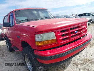 1996 Ford Bronco Custom with VIN 1FMEU15H1TLA52573, listed as a IAAI auction lot 40477130 with 1 mi miles. Bid and sale history available at carsss.com. Image 1.