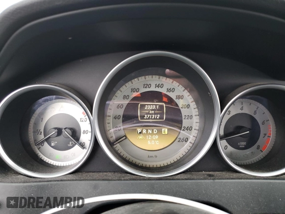 2012 Mercedes-Benz C 300 Sport with VIN WDDGF8BB4CA598687, listed as a Copart auction lot 55562575 with 371,312 mi miles and Clean title. Bid and sale history available at DreamBid. Image 9.
