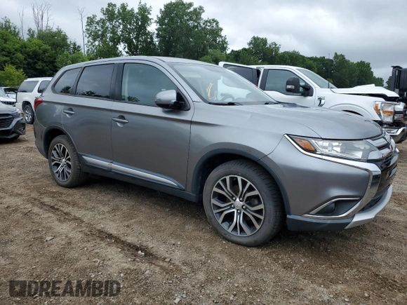 2017 Mitsubishi Outlander SE with VIN JA4AZ3A30HZ045252, listed as a Copart auction lot 63593705 with 121,497 mi miles and Clean title. Bid and sale history available at DreamBid. Image 4.