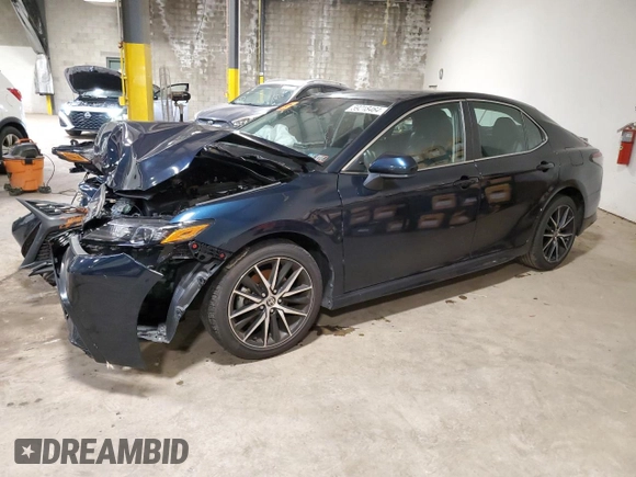 2021 Toyota Camry SE Nightshade with VIN 4T1G11AK3MU423568, listed as a Copart auction lot 59218464 with 63,456 mi miles and Salvage Title. Bid and sale history available at carsss.com. Image 1.