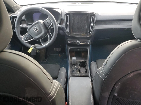 2023 Volvo C40 Recharge Pure Electric Ultimate with VIN YV4ED3GM1P2044198, listed as a Copart auction lot 47197815 with 8,258 mi miles and Salvage Title. Bid and sale history available at carsss.com. Image 8.