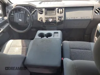 2011 Ford F-250 XL z VIN 1FT7W2BT5BEC52235, wystawiony jako Copart lot #59053095 z przebiegiem 192 806 mil mil oraz Szkoda całkowita • Salvage title. Historia ofert i sprzedaży dostępna na DreamBid. Obrazek 8.