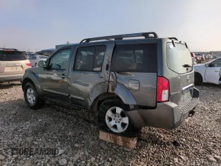 2006 Nissan Pathfinder SE z VIN 5N1AR18W16C627737, wystawiony jako Copart lot #82038594 z przebiegiem 179 084 mil mil oraz Czysty tytuł • Clean title. Historia ofert i sprzedaży dostępna na DreamBid. Obrazek 2.