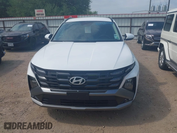 2025 Hyundai Tucson SEL with VIN 5NMJB3DE3SH507693, listed as a IAAI auction lot 42047292 with 4,434 mi miles. Bid and sale history available at carsss.com. Image 12.