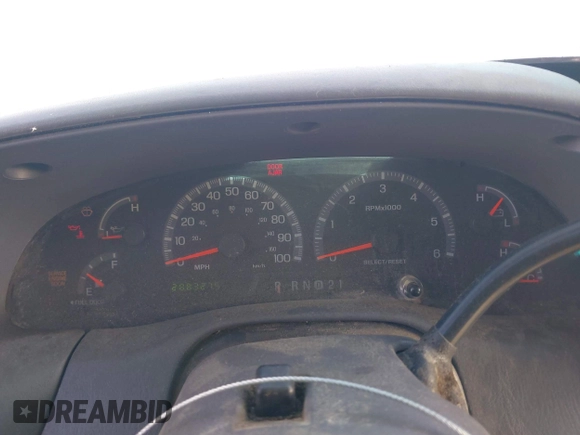 1999 Ford Expedition XLT z VIN 1FMPU18L0XLB52467, wystawiony jako IAAI lot #42018037 z przebiegiem 288 327 mil mil oraz . Historia ofert i sprzedaży dostępna na DreamBid. Obrazek 7.