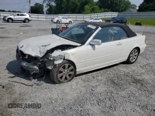 2005 BMW 3 Series 325Ci with VIN WBABW334X5PL38945, listed as a Copart auction lot 57149565 with 184,975 mi miles and Salvage title. Bid and sale history available at DreamBid. Image 1.