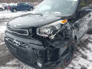 2014 Kia Soul ! with VIN KNDJX3A51E7011471, listed as a IAAI auction lot 41535197 with 65,424 mi miles. Bid and sale history available at carsss.com. Image 6.