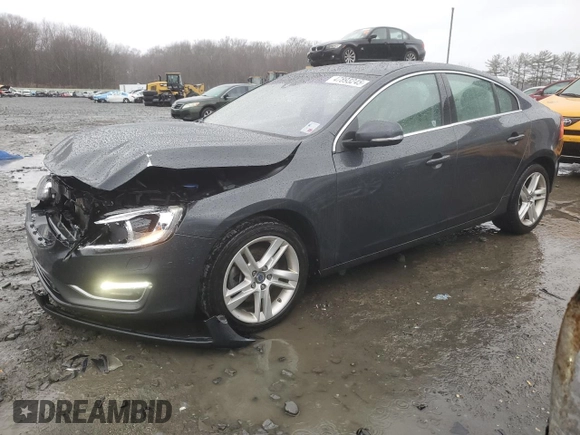 2015 Volvo S60 T5 Drive-E Platinum with VIN YV140MFD9F1310678, listed as a Copart auction lot 47893245 with 120,627 mi miles and Salvage Title. Bid and sale history available at carsss.com. Image 1.