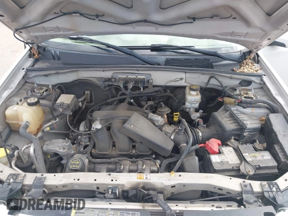 2008 Ford Escape Limited with VIN 1FMCU94138KC08118, listed as a IAAI auction lot 41843469 with 151,520 mi miles. Bid and sale history available at carsss.com. Image 10.