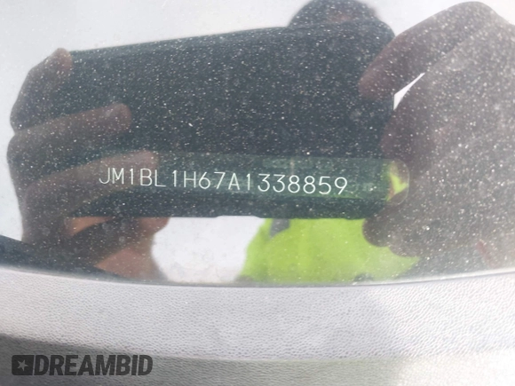 2010 Mazda 3 S Sport with VIN JM1BL1H67A1338859, listed as a IAAI auction lot 42492082 with 91,956 mi miles and . Bid and sale history available at DreamBid. Image 9.