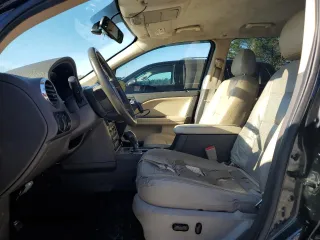 2008 Ford Taurus X SEL with VIN 1FMDK05W68GA33723, listed as a Copart auction lot 81121974 with 309,668 mi miles and Salvage Title. Bid and sale history available at DreamBid. Image 7.