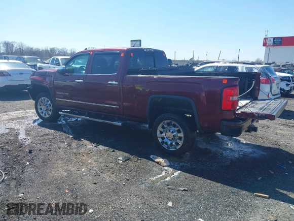 2016 GMC Sierra 2500HD Denali z VIN 1GT12UE87GF287056, wystawiony jako IAAI lot #41753772 z przebiegiem 284 546 mil mil oraz . Historia ofert i sprzedaży dostępna na DreamBid. Obrazek 3.