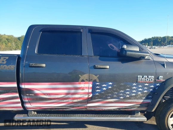 2018 Ram 2500 Tradesman with VIN 3C6UR5CL3JG209571, listed as a IAAI auction lot 40450384 with 180,084 mi miles and . Bid and sale history available at DreamBid. Image 14.