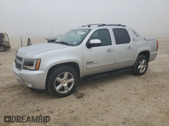 2013 Chevrolet Avalanche LT with VIN 3GNMCFE0XDG166068, listed as a Copart auction lot 43021835 with 148,575 mi miles and Salvage Title. Bid and sale history available at DreamBid. Image 1.
