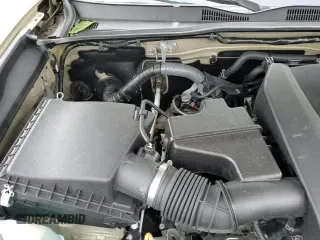 2017 Toyota Tacoma SR5 with VIN 3TMCZ5AN4HM055411, listed as a Copart auction lot 84643125 with 132,518 mi miles and Salvage title. Bid and sale history available at DreamBid. Image 13.