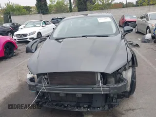 2018 Ford Fusion SE with VIN 3FA6P0HD8JR268055, listed as a IAAI auction lot 42151813 with 83,306 mi miles and . Bid and sale history available at carsss.com. Image 13.