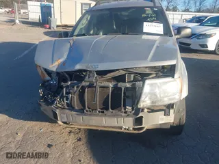 2004 Jeep Grand Cherokee Laredo with VIN 1J4GX48S44C284478, listed as a IAAI auction lot 41253167 with 1 mi miles. Bid and sale history available at carsss.com. Image 6.