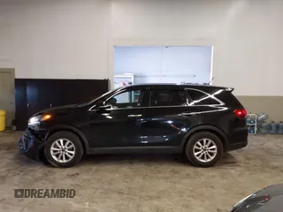 2019 Kia Sorento LX with VIN 5XYPG4A30KG513370, listed as a IAAI auction lot 41548759 with 81,429 mi miles. Bid and sale history available at carsss.com. Image 14.