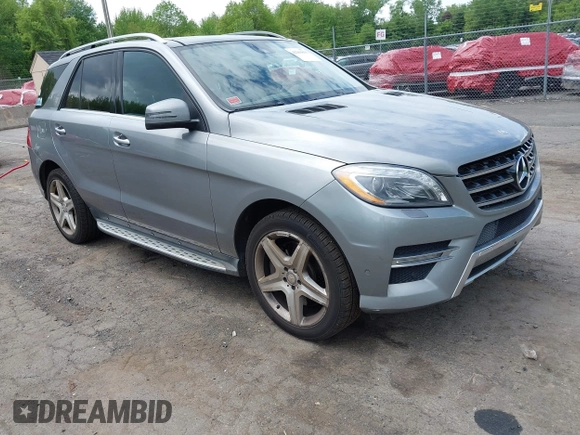 2013 Mercedes-Benz M 550 with VIN 4JGDA7DBXDA195653, listed as a IAAI auction lot 42261856 with 191,810 mi miles and . Bid and sale history available at DreamBid. Image 1.