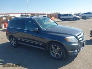 2014 Mercedes-Benz GLK-Class GLK 250 BlueTEC with VIN WDCGG0EB8EG216952, listed as a IAAI auction lot 40548731 with 109,580 mi miles. Bid and sale history available at carsss.com. Image 1.