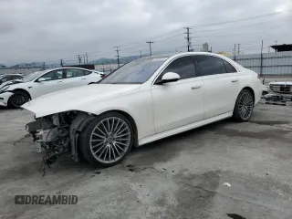 2022 Mercedes-Benz S 500 with VIN W1K6G6DB1NA153613, listed as a Copart auction lot 50509595 with 27,972 mi miles and Salvage title. Bid and sale history available at DreamBid. Image 1.