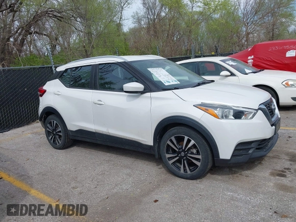 2020 Nissan Kicks SV z VIN 3N1CP5CVXLL545498, wystawiony jako IAAI lot #41940641 z przebiegiem 74 554 mil mil oraz . Historia ofert i sprzedaży dostępna na DreamBid. Obrazek 14.