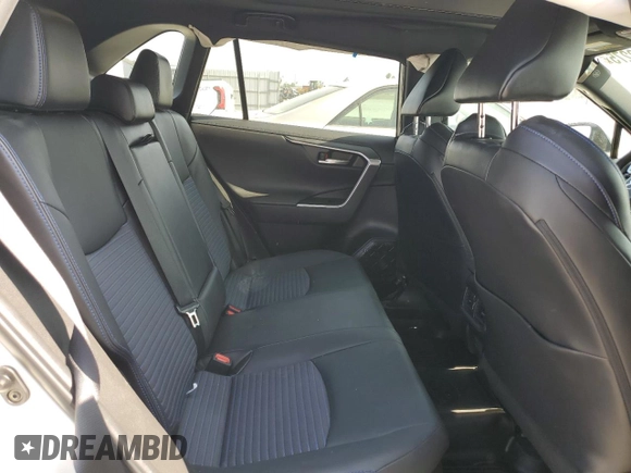 2022 Toyota RAV4 Hybrid XSE с VIN 4T3E6RFV6NU086056, выставлен на аукционе Copart как лот 60143275 с пробегом 37 948 миль миль и Списание • Salvage title. История ставок и продаж доступна на DreamBid. Изображение 11.