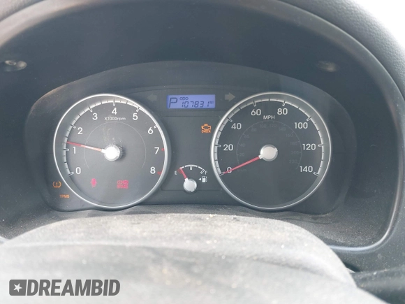 2011 Hyundai Accent GS z VIN KMHCM3AC8BU200465, wystawiony jako IAAI lot #41797288 z przebiegiem 107 831 mil mil oraz . Historia ofert i sprzedaży dostępna na DreamBid. Obrazek 7.