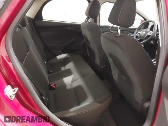 2012 Ford Focus SE z VIN 1FAHP3F21CL114445, wystawiony jako IAAI lot #42277986 z przebiegiem 89 317 mil mil oraz . Historia ofert i sprzedaży dostępna na DreamBid. Obrazek 8.