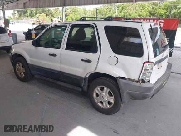 2004 Ford Escape XLT z VIN 1FMYU03184DA08689, wystawiony jako IAAI lot #42538780 z przebiegiem 251 930 mil mil oraz . Historia ofert i sprzedaży dostępna na DreamBid. Obrazek 3.