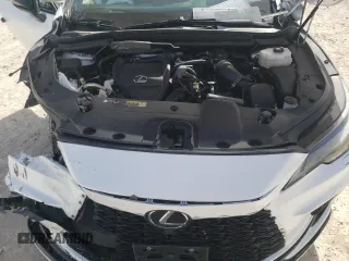 2024 Lexus RX 500h F Sport Performance z VIN 2T2BCMEAXRC010798, wystawiony jako Copart lot #46640015 z przebiegiem Nie podano mil oraz Szkoda całkowita • Salvage title. Historia ofert i sprzedaży dostępna na DreamBid. Obrazek 12.