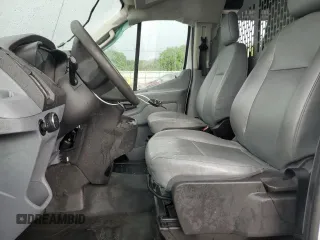 2017 Ford Transit z VIN 1FTYR1ZM5HKB36970, wystawiony jako Copart lot #55703045 z przebiegiem 392 008 mil mil oraz Szkoda całkowita • Salvage title. Historia ofert i sprzedaży dostępna na DreamBid. Obrazek 7.
