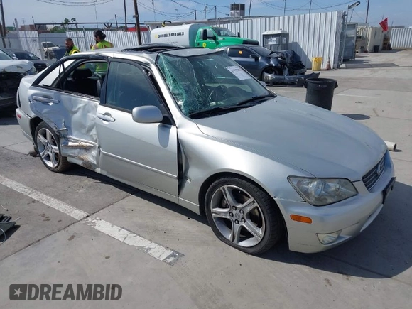 2001 Lexus IS 300/350 z VIN JTHBD182210024468, wystawiony jako IAAI lot #41935301 z przebiegiem 162 273 mil mil oraz . Historia ofert i sprzedaży dostępna na DreamBid. Obrazek 1.