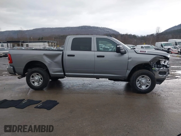 2024 Ram 2500 Tradesman with VIN 3C6UR5CJ2RG315276, listed as a IAAI auction lot 41570729 with 137 mi miles. Bid and sale history available at carsss.com. Image 13.