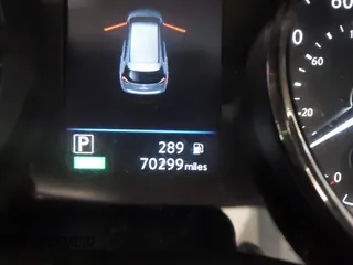 2018 Nissan Rogue SV z VIN KNMAT2MV7JP610600, wystawiony jako IAAI lot #42171714 z przebiegiem 70 299 mil mil oraz . Historia ofert i sprzedaży dostępna na DreamBid. Obrazek 15.