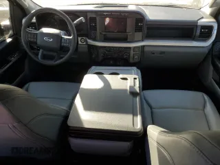 2023 Ford F-450 XL with VIN 1FT8W4DT5PEC72828, listed as a Copart auction lot 76585394 with 8,267 mi miles and Salvage Title. Bid and sale history available at carsss.com. Image 8.