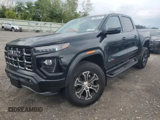 2023 GMC Canyon 4WD AT4 with VIN 1GTP6DEK8P1138775, listed as a Copart auction lot 70655754 with 0 mi miles and Salvage Title. Bid and sale history available at carsss.com. Image 1.