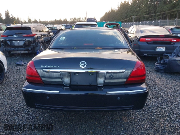 2008 Mercury Grand Marquis z VIN 2MHHM75V98X614175, wystawiony jako IAAI lot #41179107 z przebiegiem 114 607 mil mil oraz . Historia ofert i sprzedaży dostępna na DreamBid. Obrazek 16.