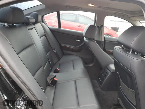 2007 BMW 3 Series 328i with VIN WBAVA33517KX74605, listed as a Copart auction lot 54376065 with 128,773 mi miles and Salvage Title. Bid and sale history available at DreamBid. Image 10.